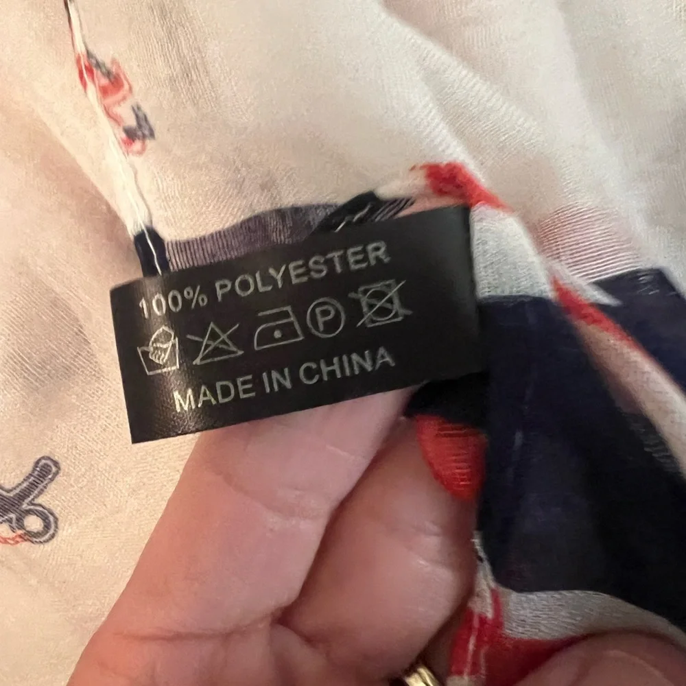 Bucasi chic scarf